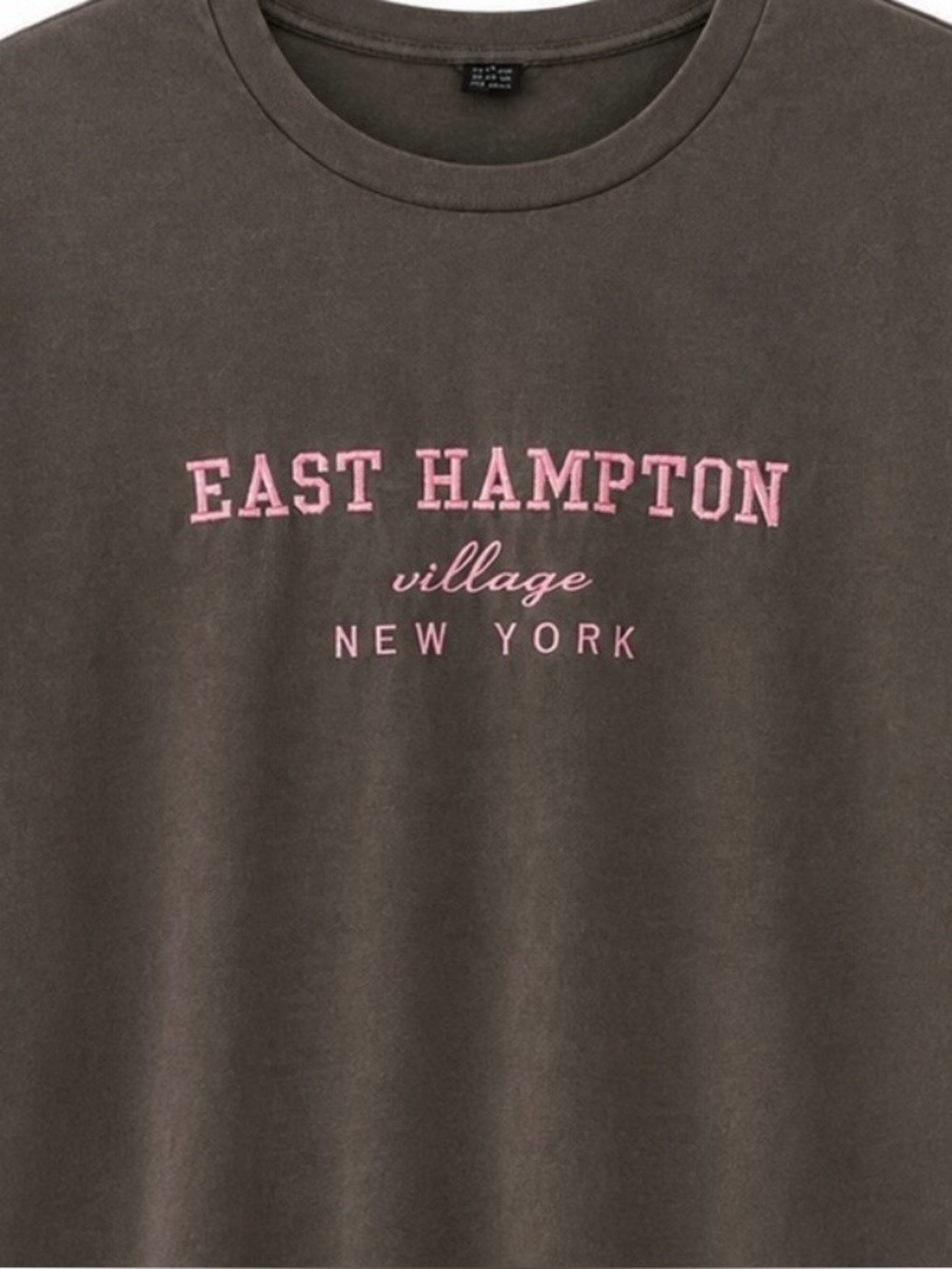 East Hampton Graphic Tee -Unisex Charcoal with Pink Embroidered Logo 🩷🤎